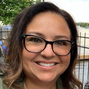 Meet your Posher, Ida